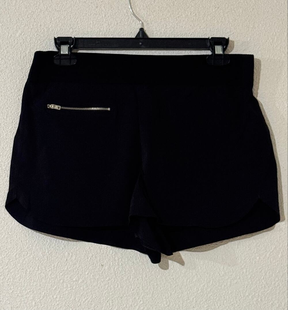 Athleta Mod Trekkie Shorts Black Stretch Athletic Pull On Size 10 Running Shorts